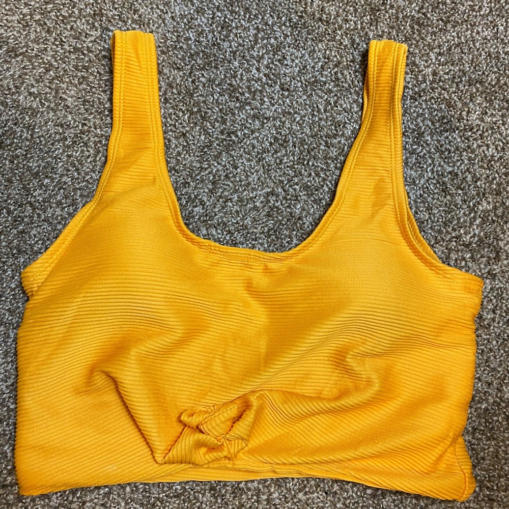 Medium bathing suit top